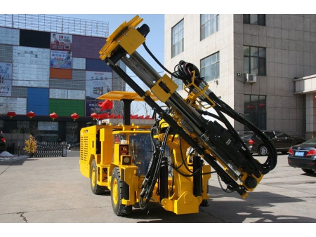 Perforadora Jumbo Hidráulica, HT72-B  (para minería)