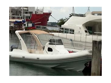 Bote inflable de casco rígido de 8.3m