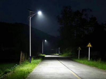 Farolas LED con panel solar integrado