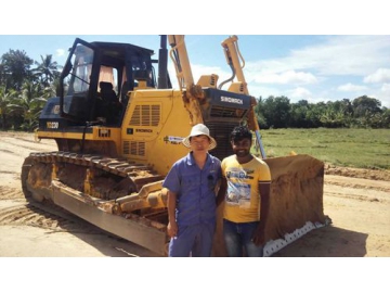 Bulldozer GTY220; Buldócer; Topadora