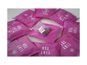 Máquina llenadora y selladora de bolsas de té con forma de pirámide promocional