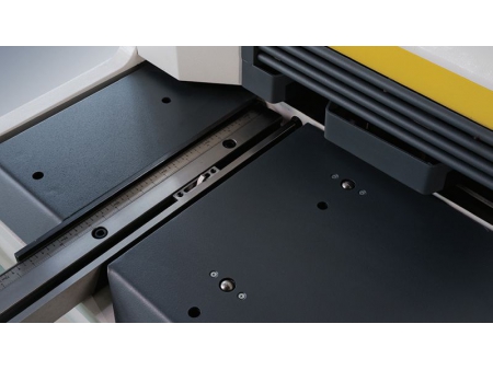 Cizalla de guillotina hidráulica CNC