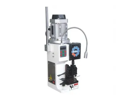 Máquina crimpadora de terminales para control de ruido (Mute)