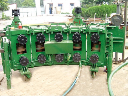 Máquina para fabricar silos en espiral