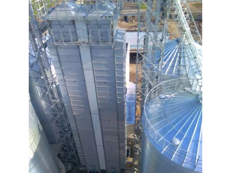 Máquina para fabricar silos en espiral