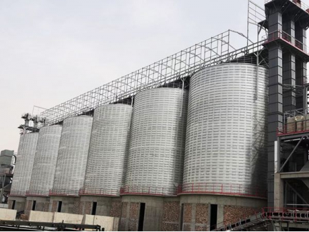 Silos de fondo plano