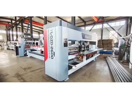 Máquinas para fabricar cajas de cartón