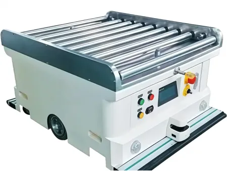 Sistema autónomo de manipulación de materiales con AGV y RGV