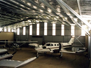 Estructura de acero <br/><small>(Hangar)</small>