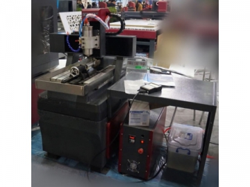 <strong> Mini router CNC</strong> VCT-4030